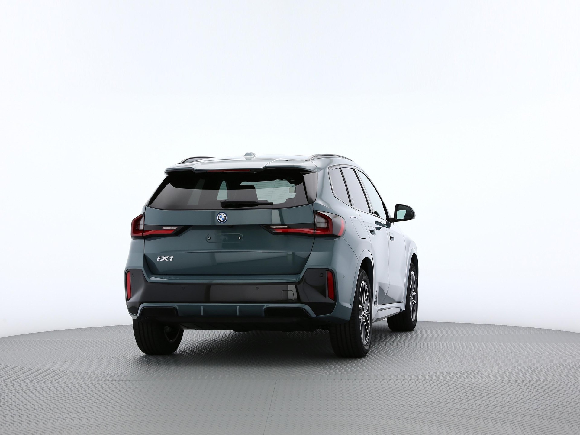 BMW iX1 U11 20 eDrive-image-16