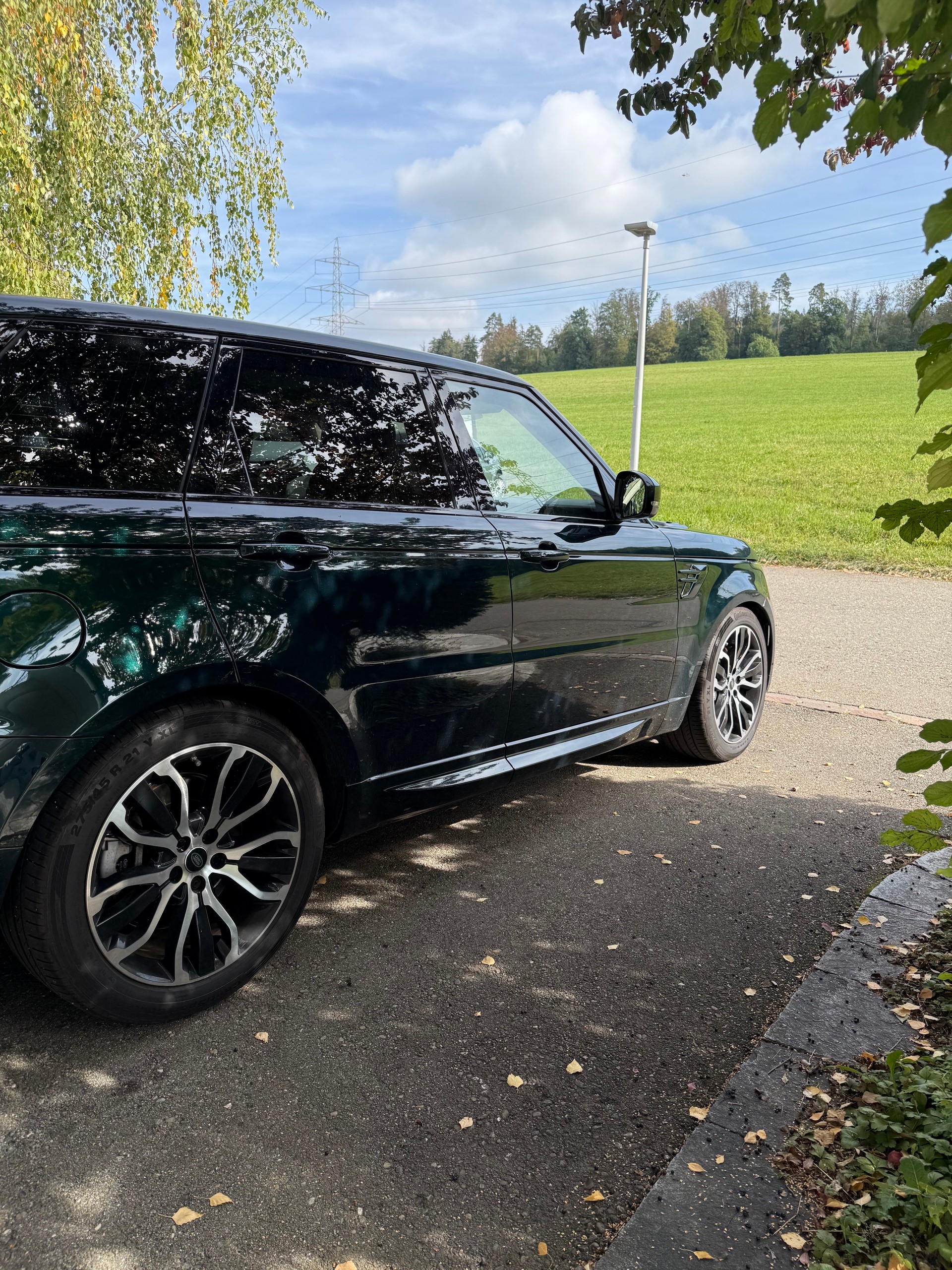 LAND ROVER 5.0 V8 SC HSE Dynamic Leasingübernahme CHF 803 p/m-image-2