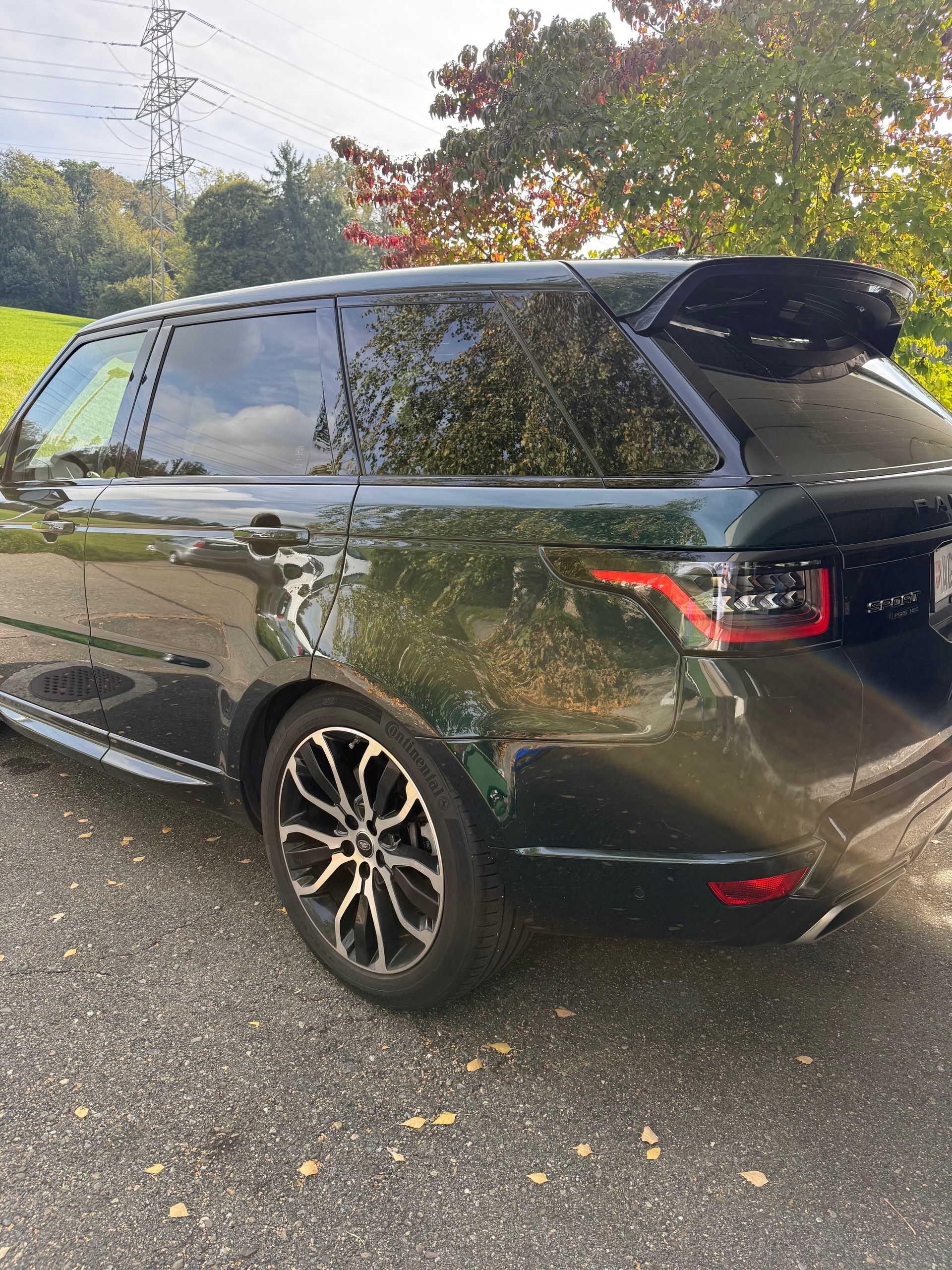 LAND ROVER 5.0 V8 SC HSE Dynamic Leasingübernahme CHF 803 p/m-image-1