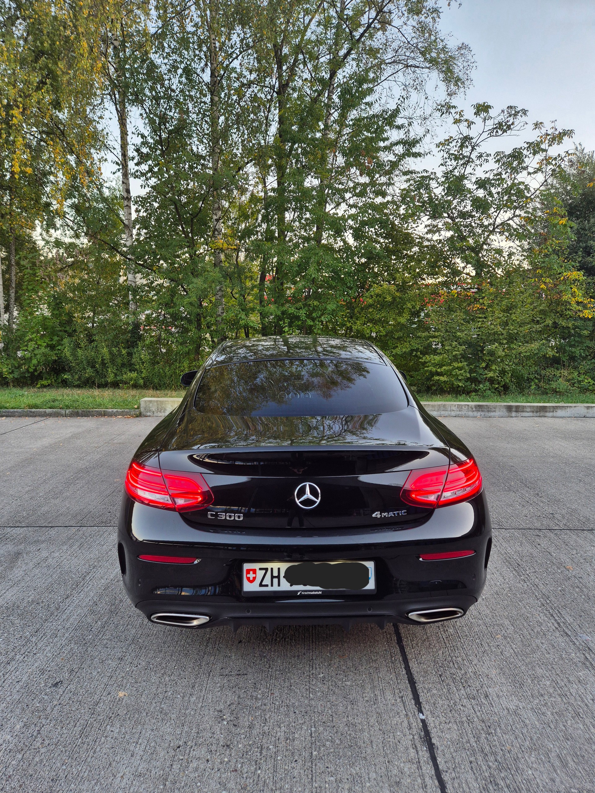 MERCEDES-BENZ C 300 AMG Line 4matic-image-2
