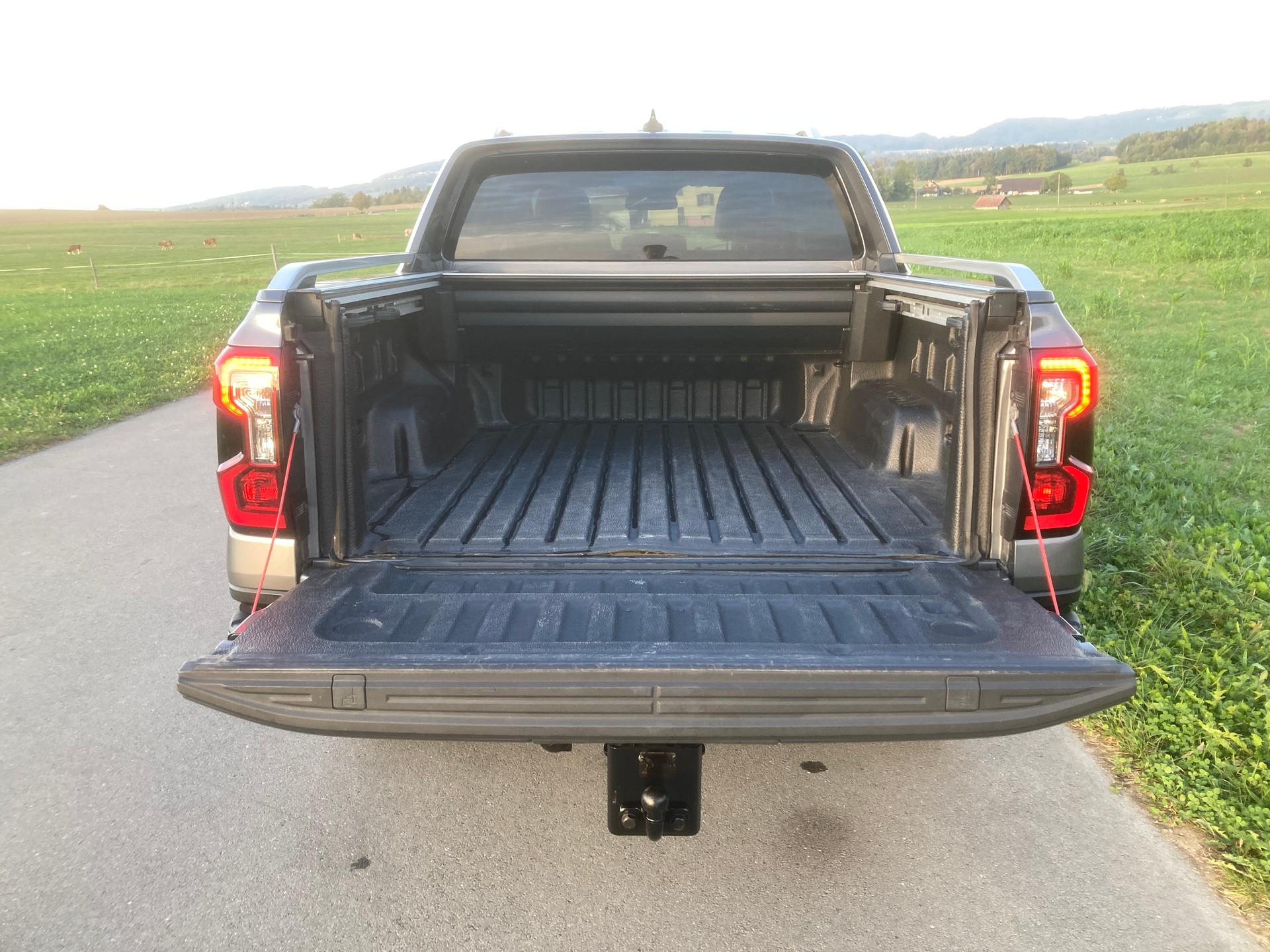 FORD Ranger Wildtrak 2.0 Eco Blue e-4WD Automat mit Anhängerkupplung 3`500 KG-image-6
