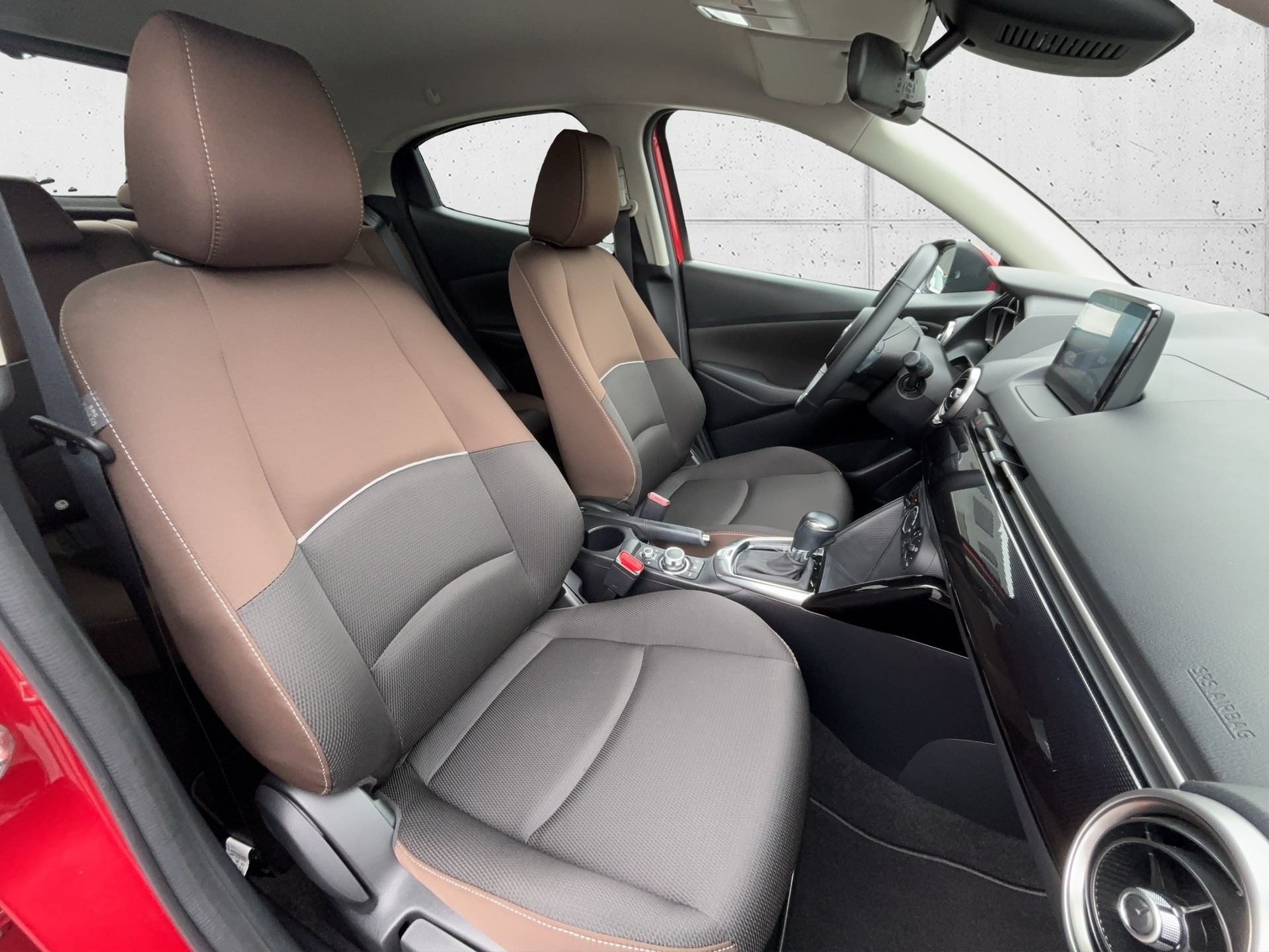 MAZDA 2 1.5 90 Ambition Plus-image-15