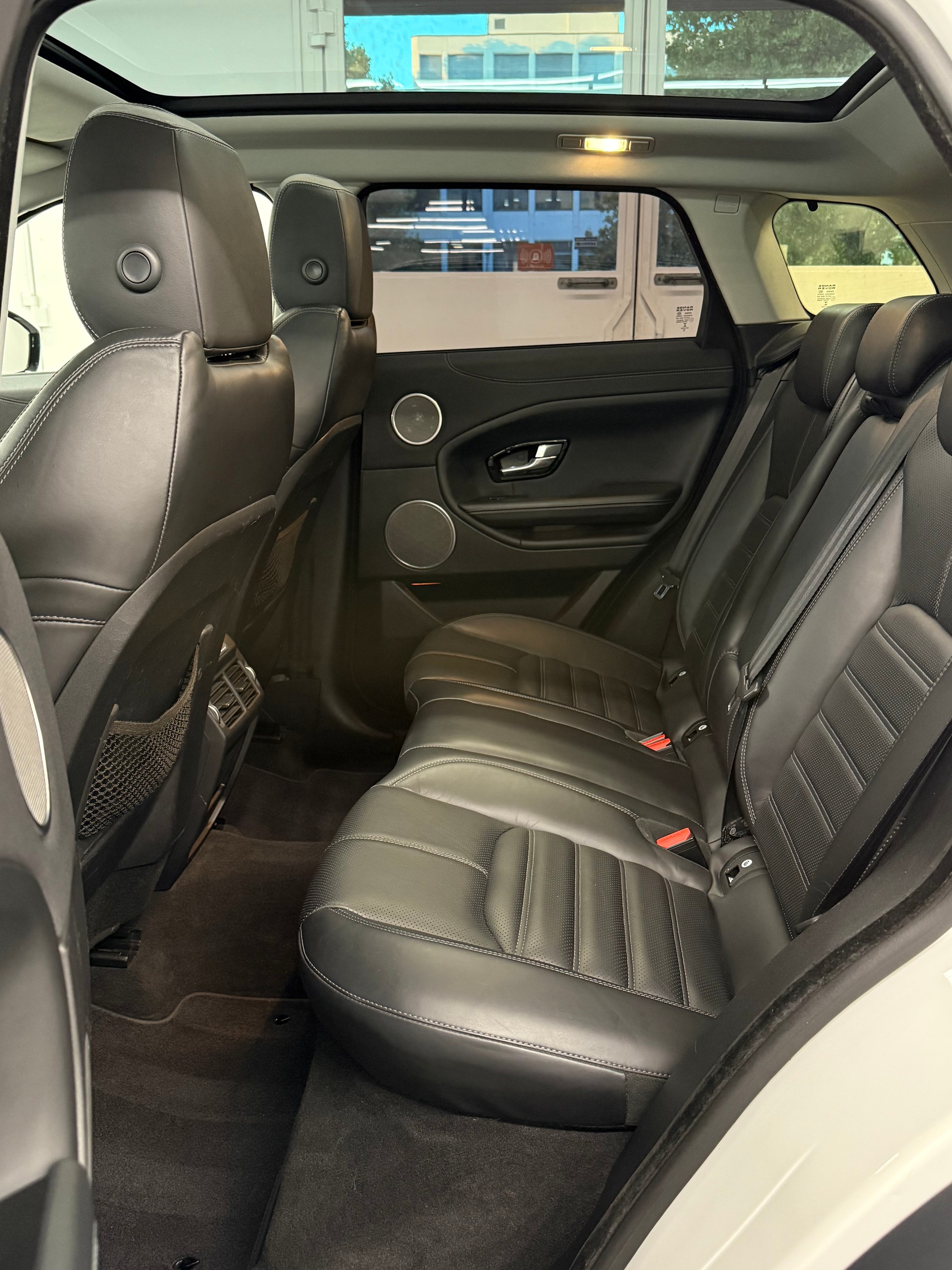 LAND ROVER Range Rover Evoque 2.0 TD4 HSE-image-20