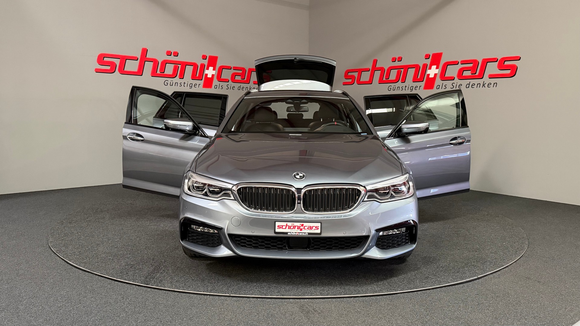 BMW 530i xDrive Touring Steptronic-image-12