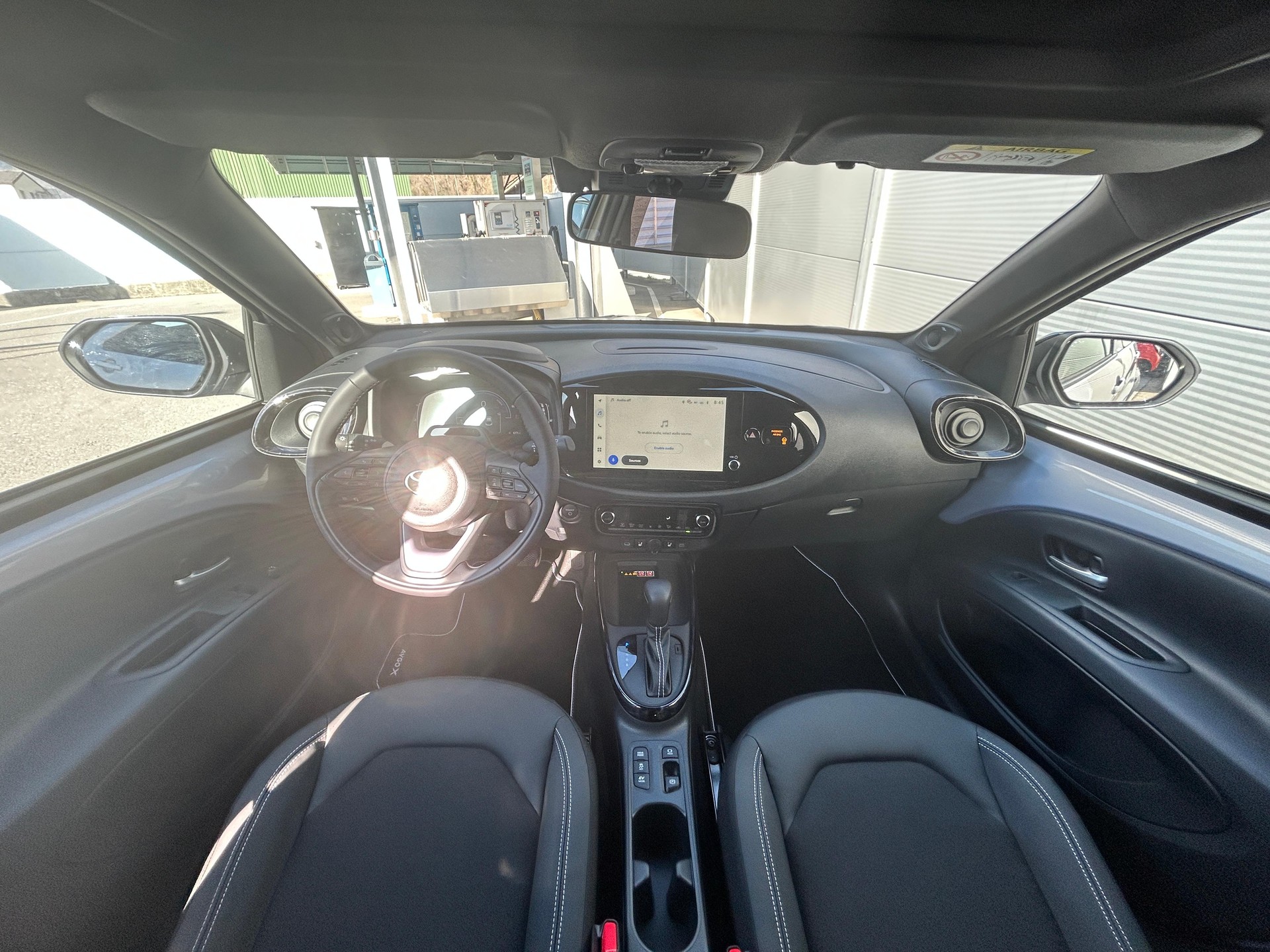 TOYOTA Aygo X 1.5 VVT-i HSD Style-image-5