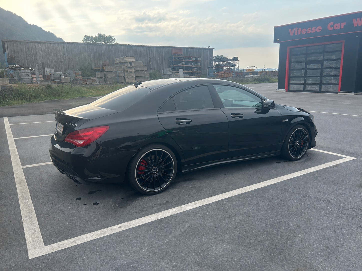 MERCEDES-BENZ CLA 45 AMG 4m-image-5