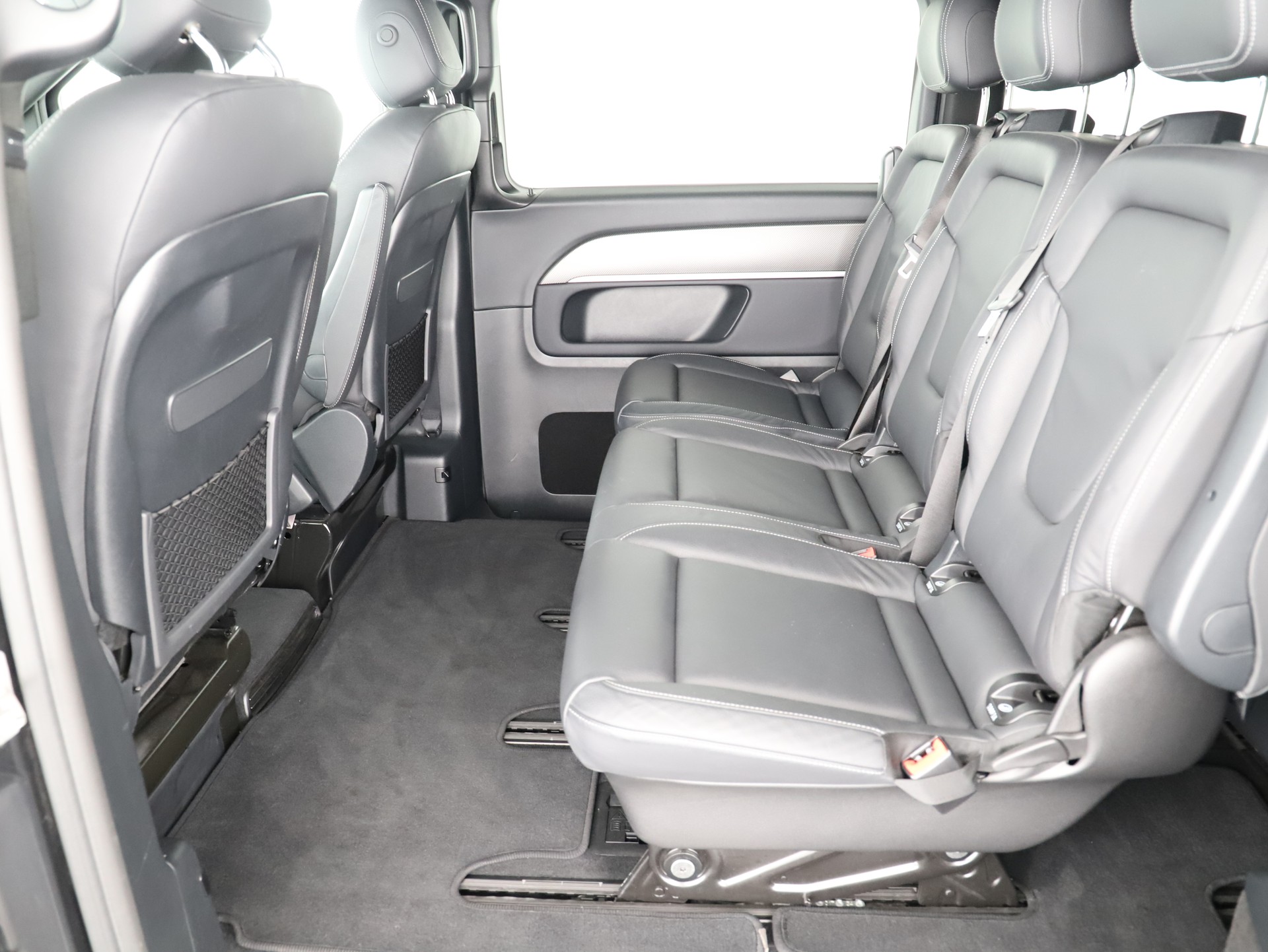 MERCEDES-BENZ V 300 d kpa. 4M Avantg.-image-11