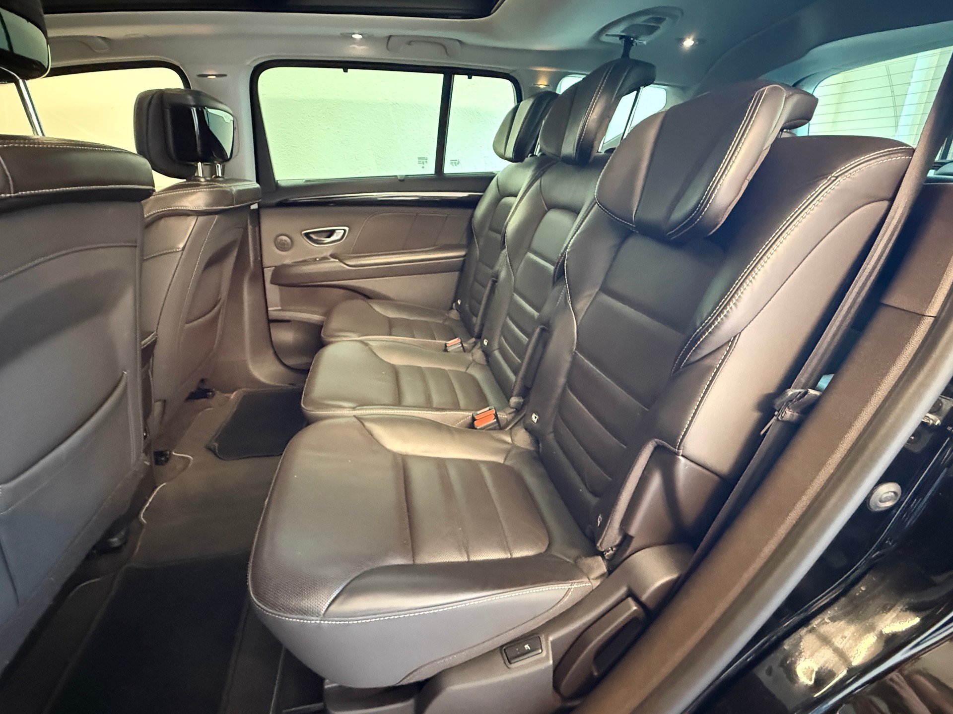 RENAULT Espace 2.0 dCi Initiale EDC Ab 250.- pro Monat Vollaustattung Massagesitz Sitzbelüftung und Heizung uvm-image-11