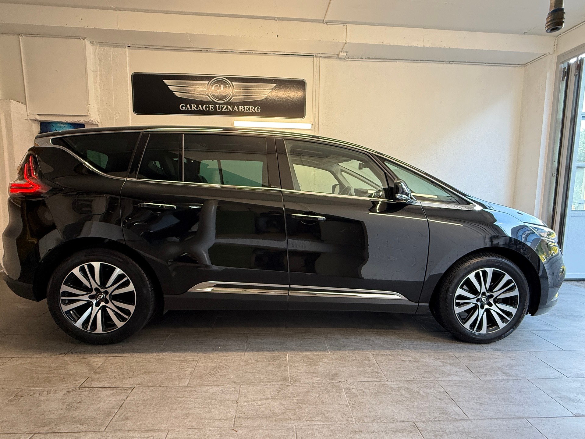 RENAULT Espace 2.0 dCi Initiale EDC Ab 250.- pro Monat Vollaustattung Massagesitz Sitzbelüftung und Heizung uvm-image-5