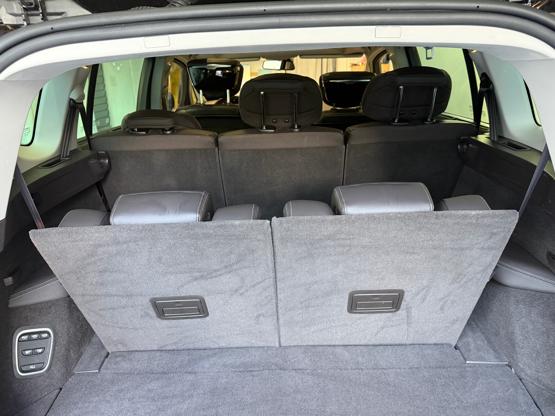RENAULT Espace 2.0 dCi Initiale EDC Ab 250.- pro Monat Vollaustattung Massagesitz Sitzbelüftung und Heizung uvm-image-9