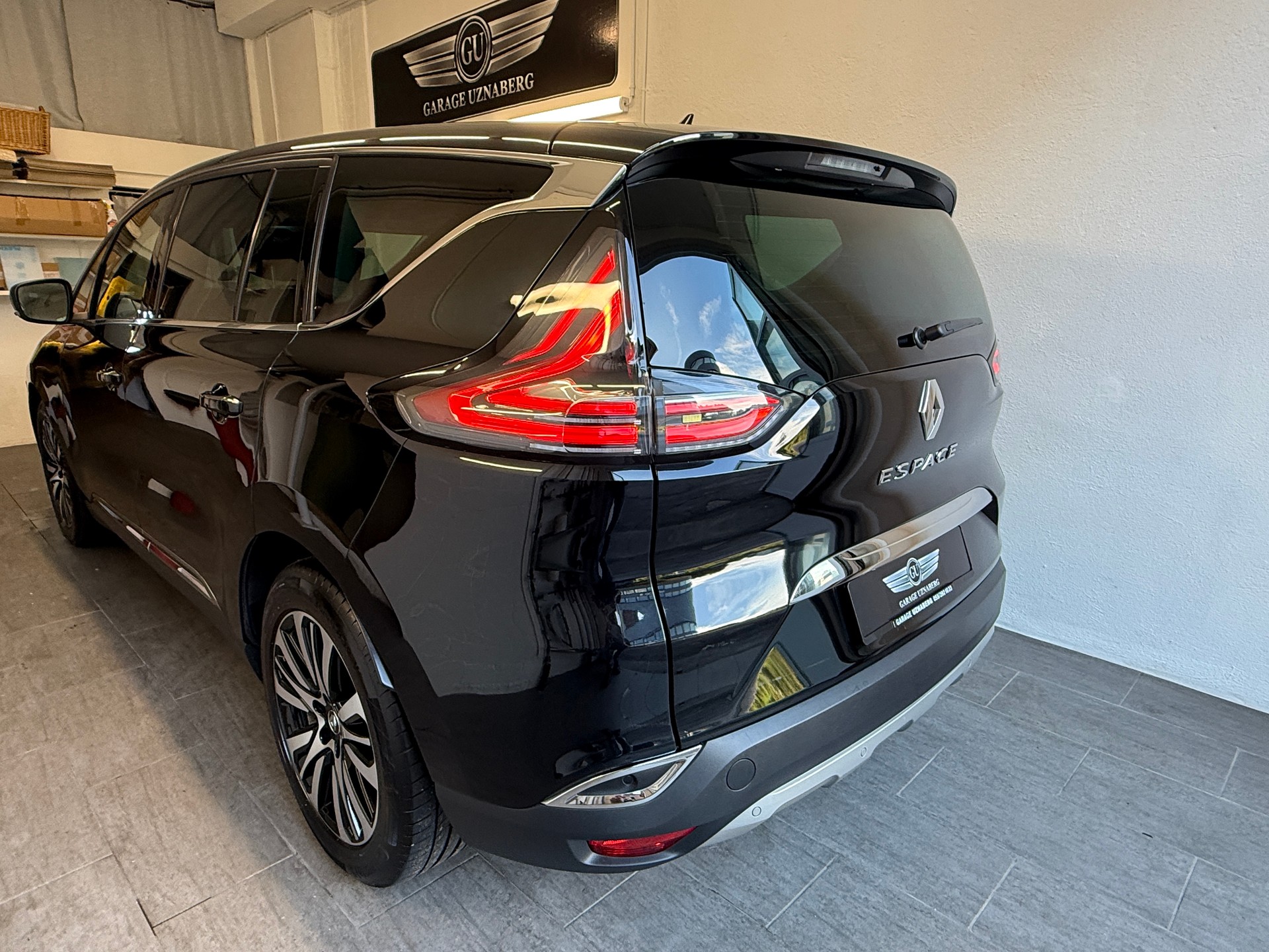 RENAULT Espace 2.0 dCi Initiale EDC Ab 250.- pro Monat Vollaustattung Massagesitz Sitzbelüftung und Heizung uvm-image-2