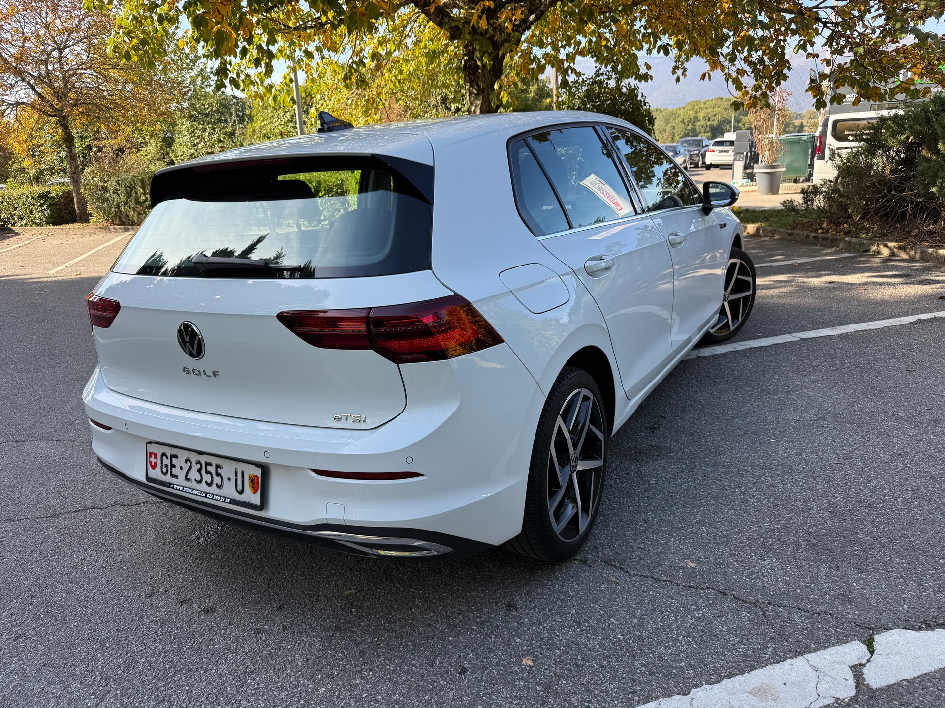 VW Golf 1.5 eTSI mHEV ACT Style DSG-image-3