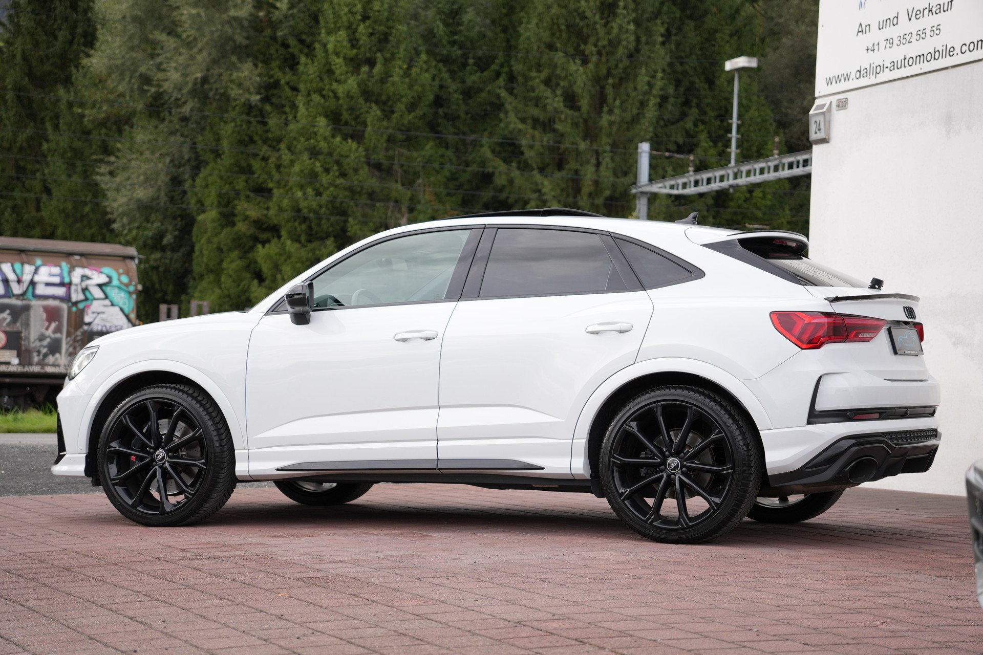 AUDI RS Q3 Sportback quattro S tronic (CH)-image-1