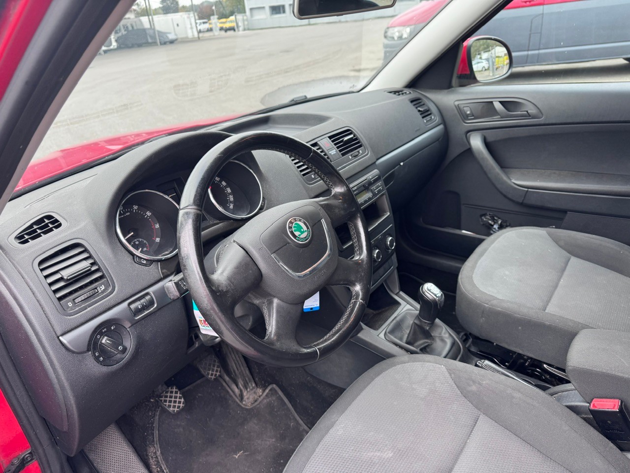 SKODA Yeti 1.8 TSI Clever 4x4-image-6