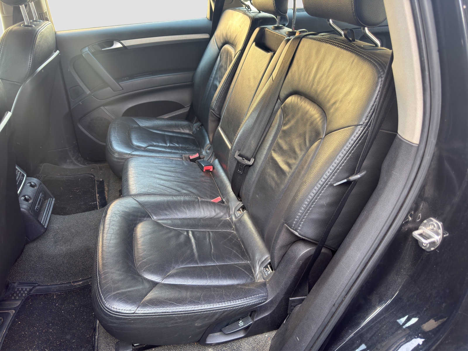 AUDI Q7 3.0 TDI quattro tiptronic-image-11