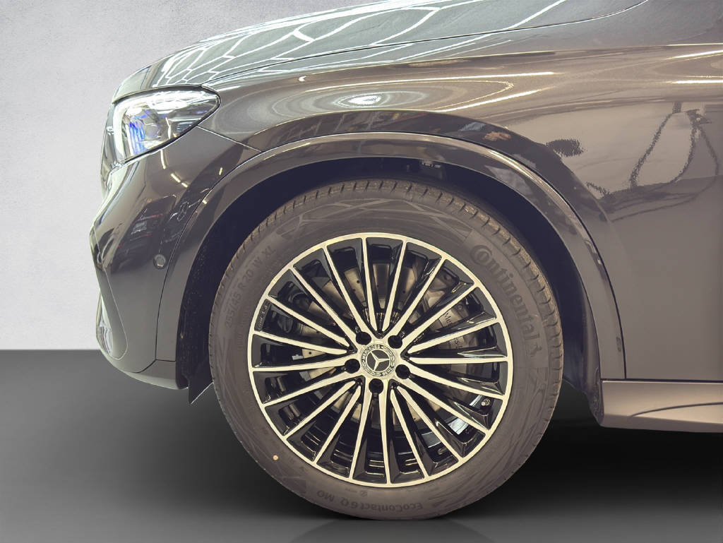 MERCEDES-BENZ GLC 200 AMG Line 4Matic-image-7