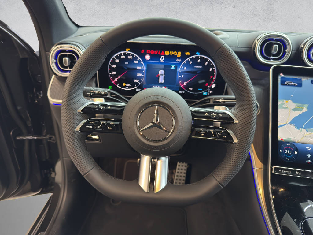 MERCEDES-BENZ GLC 200 AMG Line 4Matic-image-12