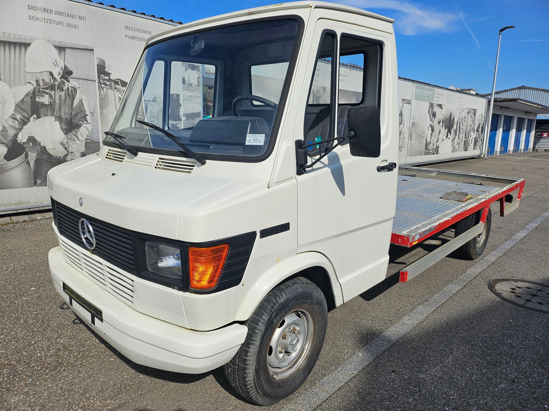 MERCEDES-BENZ 309-image-8