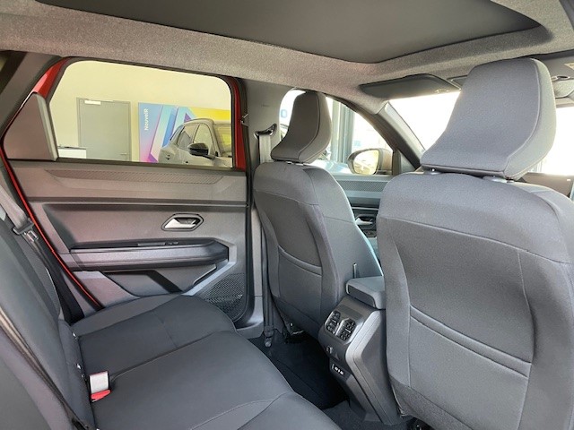 DACIA Bigster TCe 130 48V Extreme 4x4-image-12