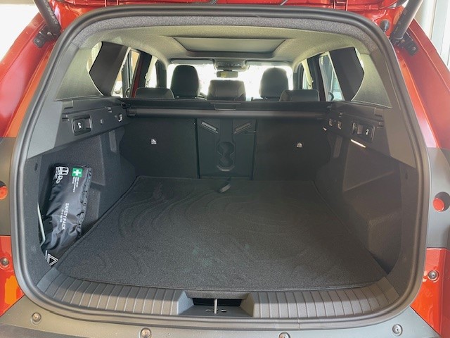 DACIA Bigster TCe 130 48V Extreme 4x4-image-4