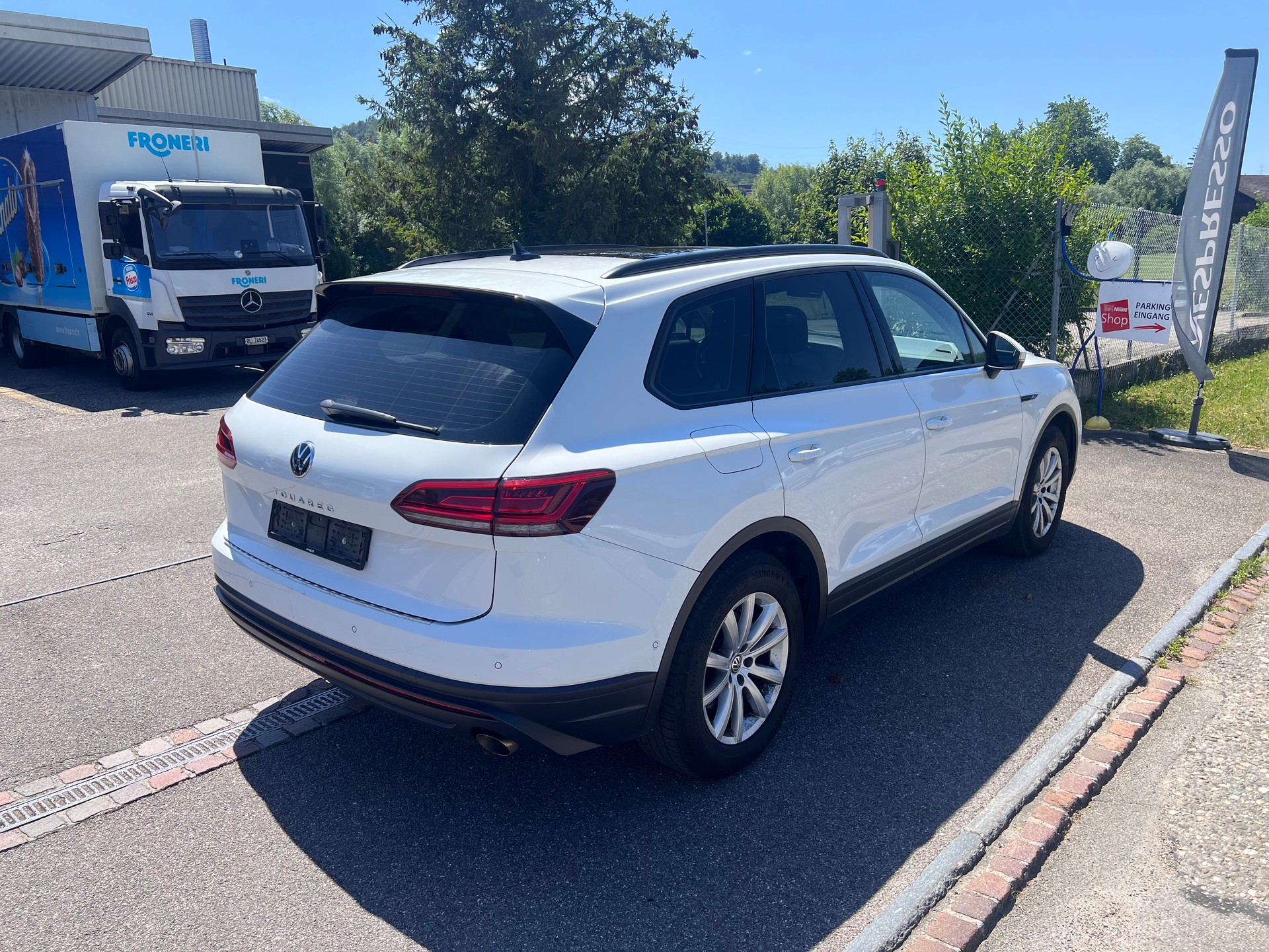 VW Touareg 3.0 TDI Basic Tiptronic-image-2