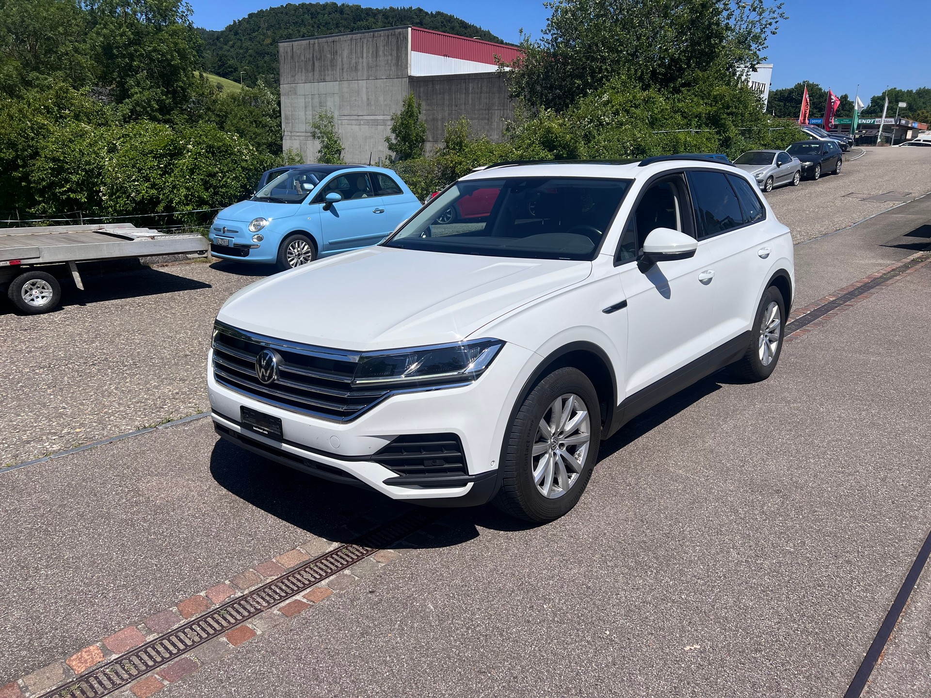 VW Touareg 3.0 TDI Basic Tiptronic-image-0