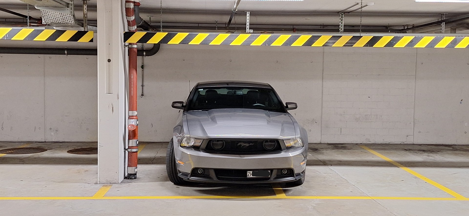 FORD MUSTANG 5.0 GT 6 Gang Handschalter Ab MFK und Service-image-3