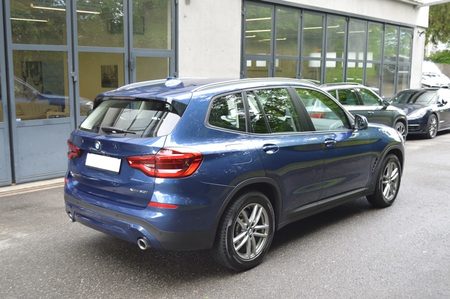 BMW X3 xDrive 20i Steptronic-image-15
