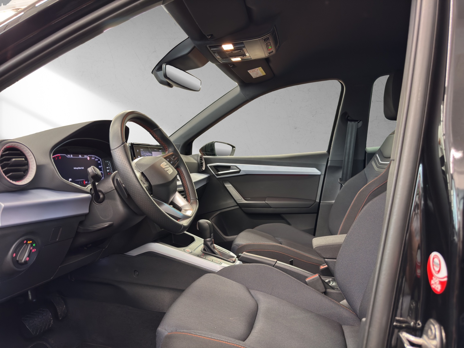 SEAT Arona 1.0 TSI Eco FR Limited Edition DSG-image-8