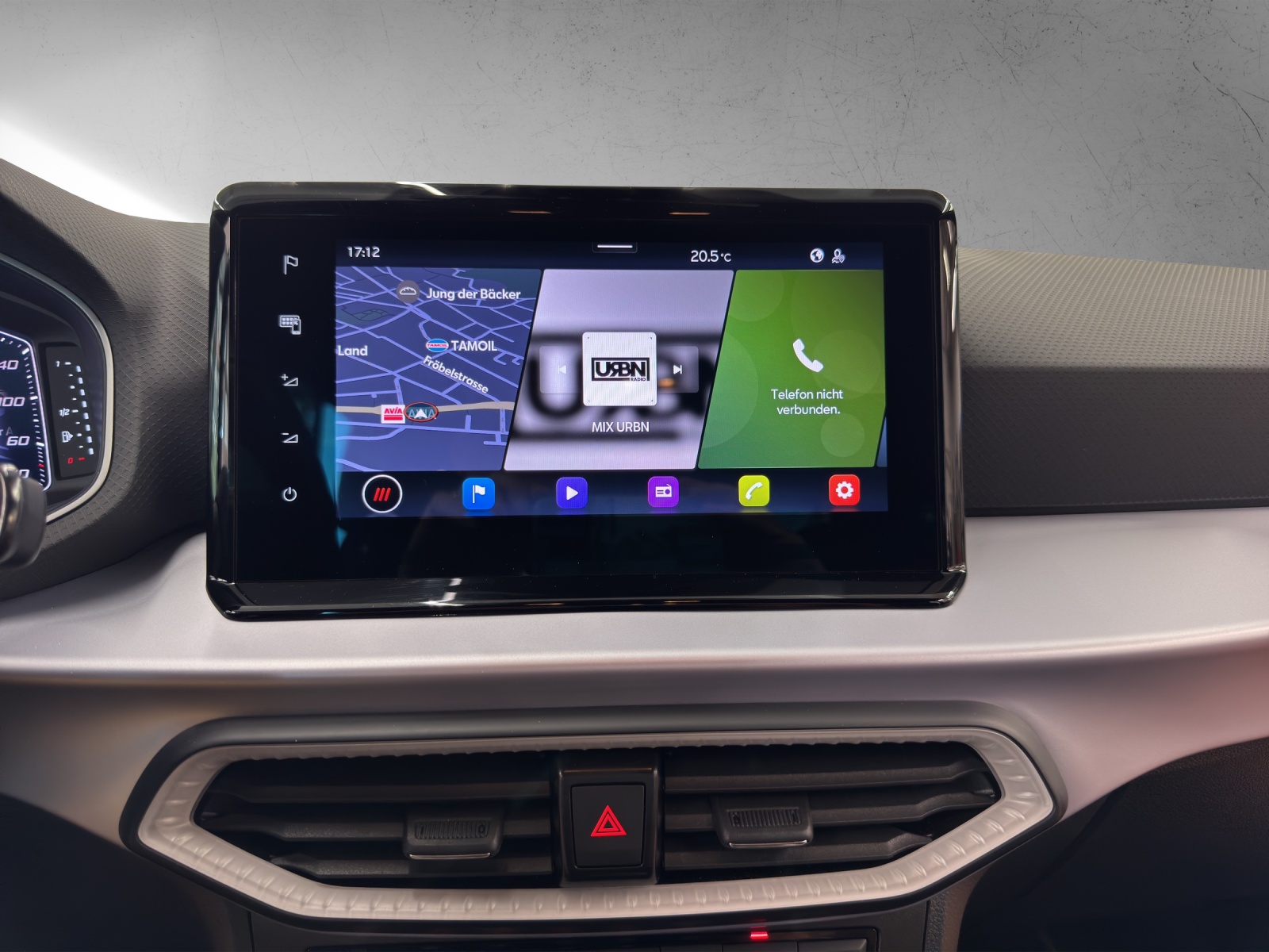 SEAT Arona 1.0 TSI Eco FR Limited Edition DSG-image-13