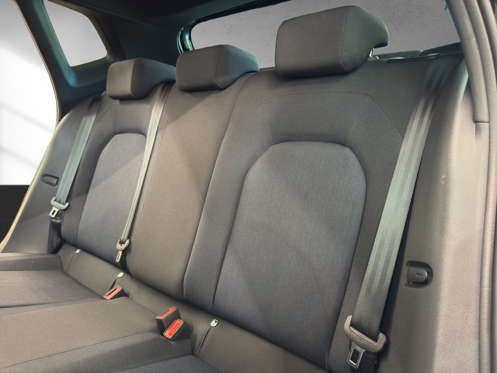 SEAT Arona 1.0 TSI Eco FR Limited Edition DSG-image-15