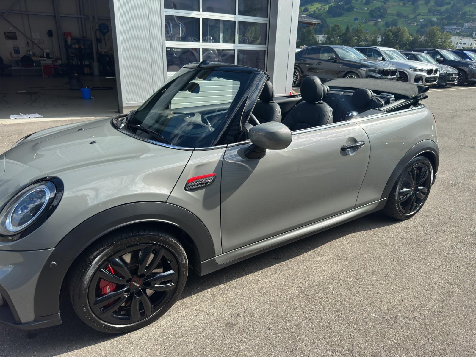 MINI Cabrio JCW-image-19