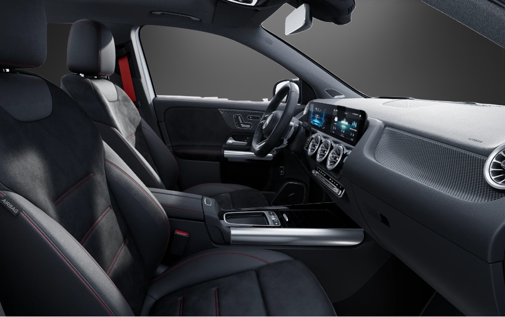 MERCEDES-BENZ GLA AMG 35 4Matic 8G-DCT-image-8
