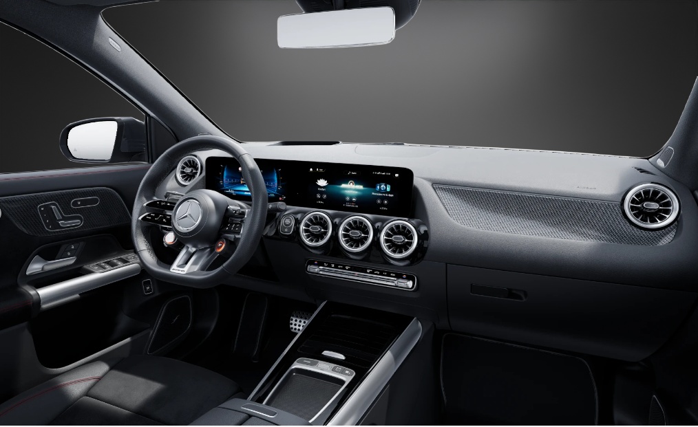 MERCEDES-BENZ GLA AMG 35 4Matic 8G-DCT-image-7