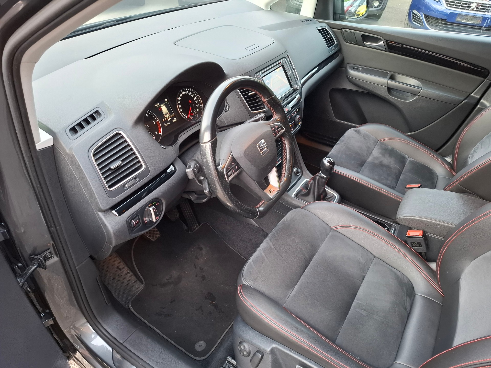 SEAT Alhambra 2.0 TDI FR Line-image-7