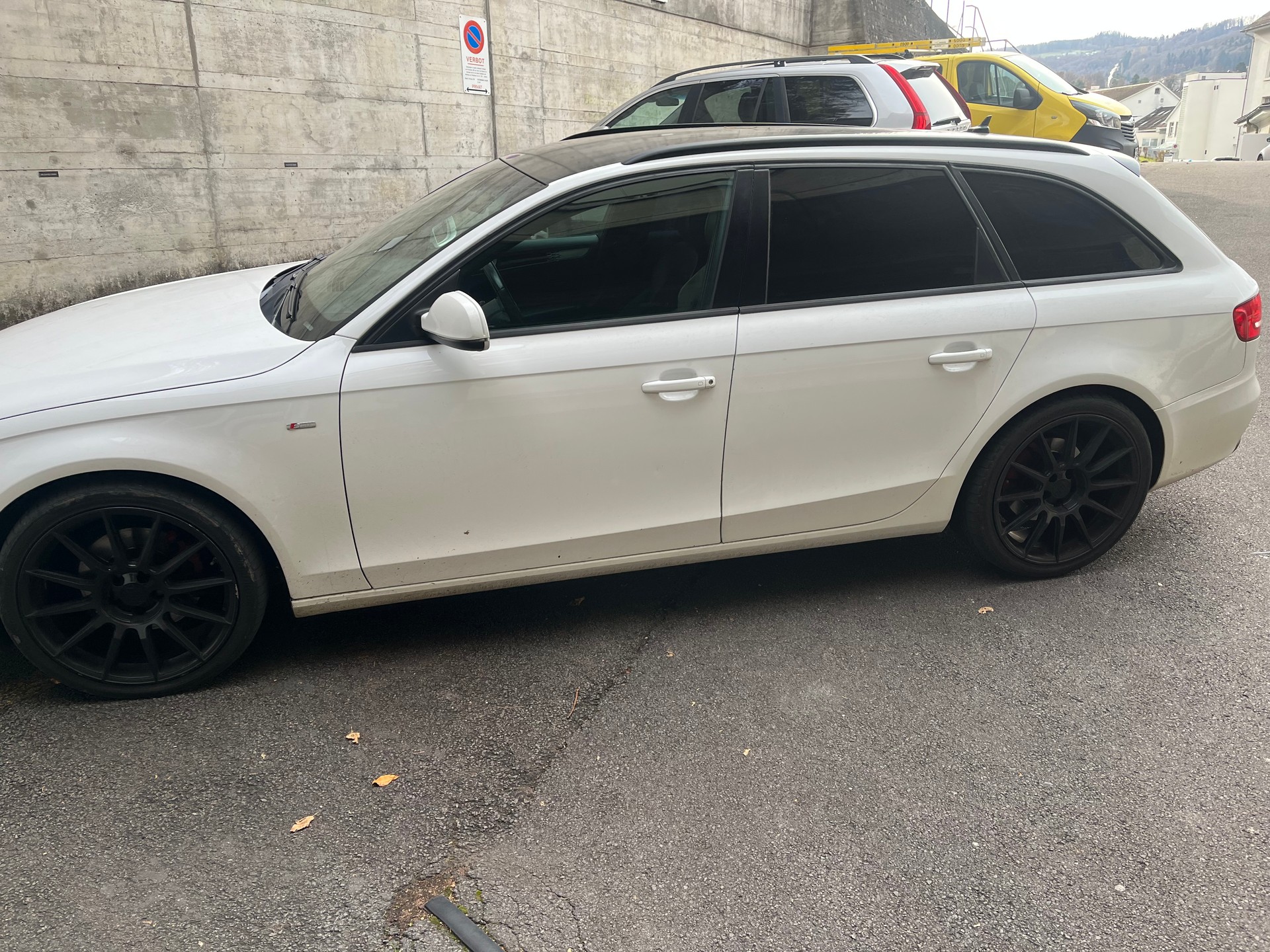 AUDI A4 Avant 2.0 TFSI Style-image-3
