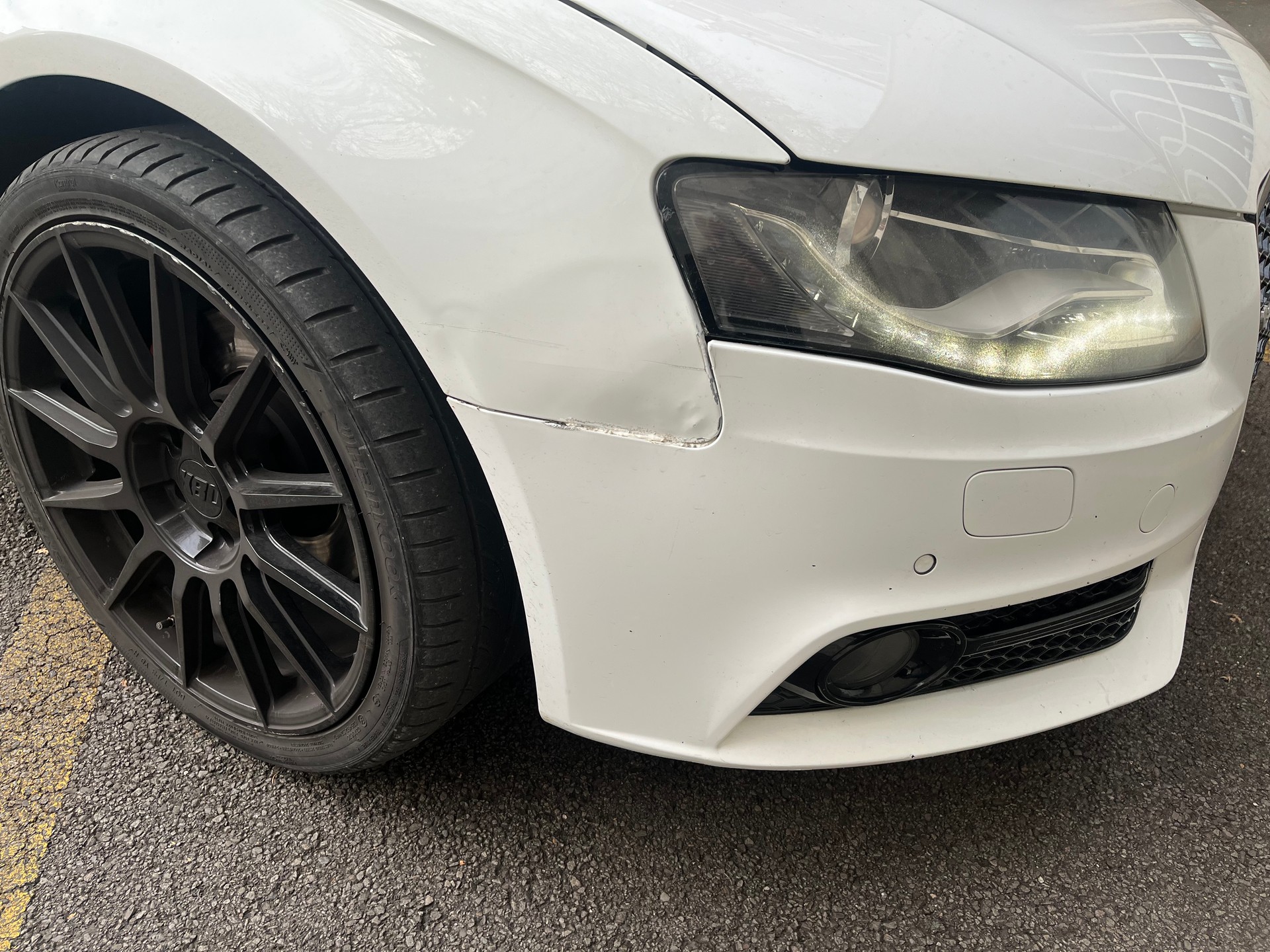 AUDI A4 Avant 2.0 TFSI Style-image-4