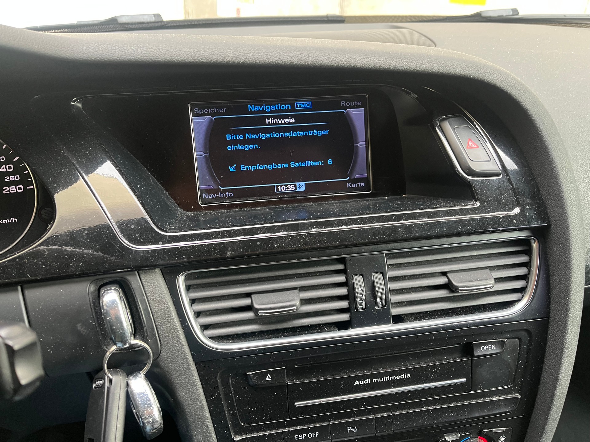 AUDI A4 Avant 2.0 TFSI Style-image-10