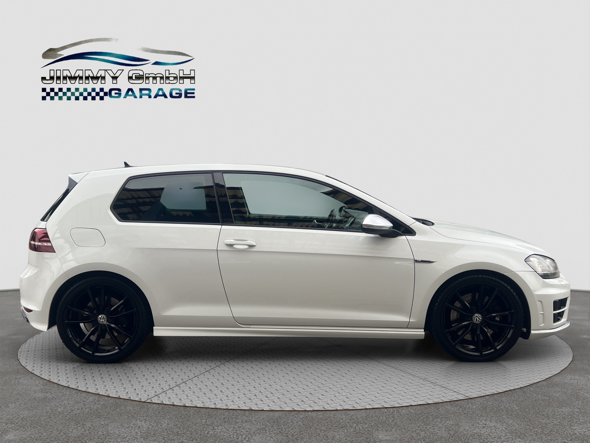 VW Golf 2.0 TSI R 4Motion DSG-image-6
