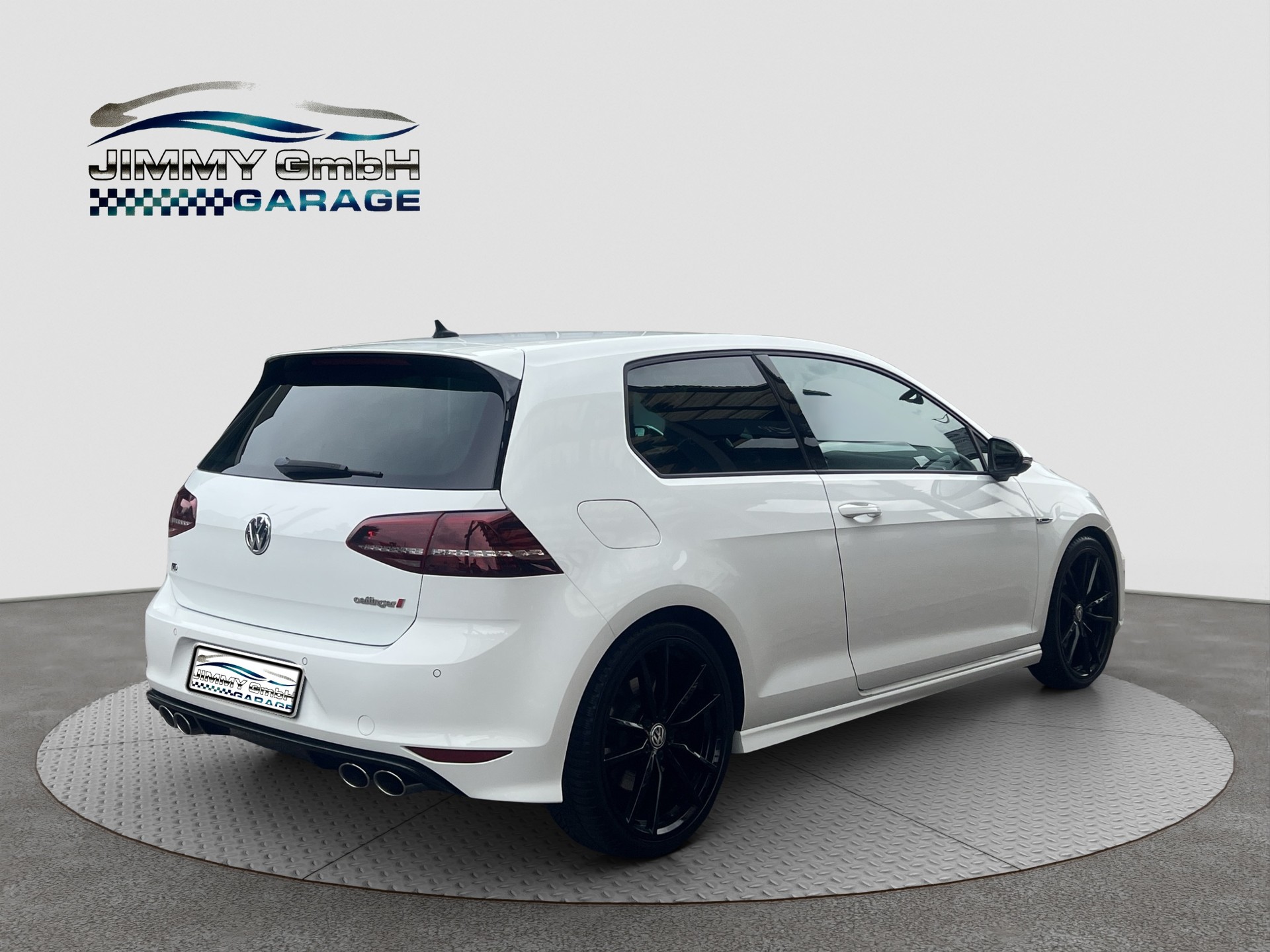 VW Golf 2.0 TSI R 4Motion DSG-image-5