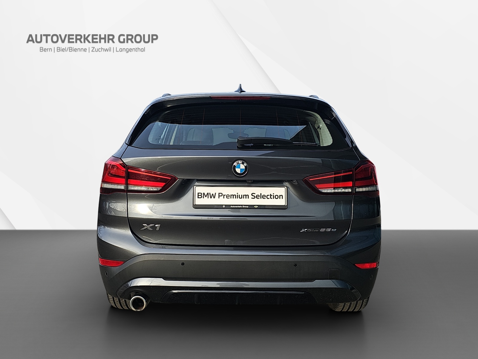 BMW X1 xDrive 25e Sport Line-image-4