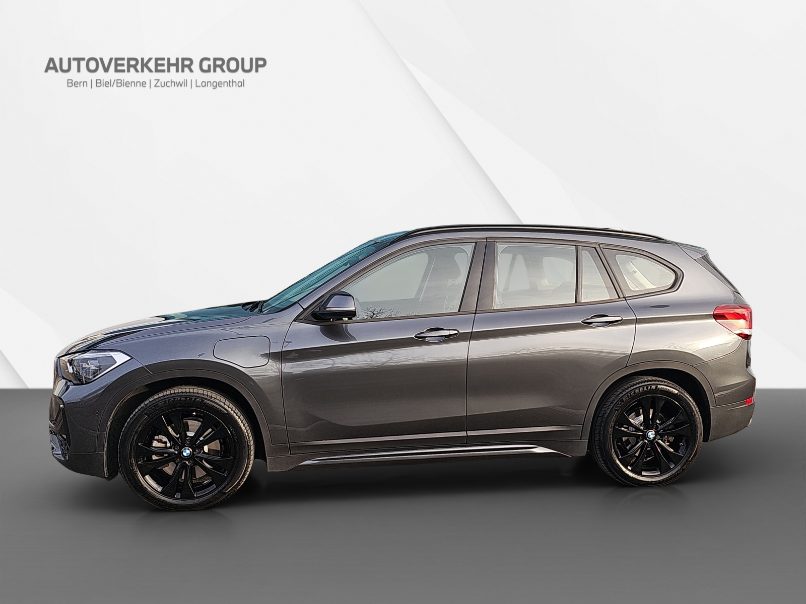 BMW X1 xDrive 25e Sport Line-image-2