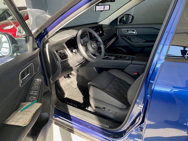 NISSAN X-Trail 1.5 VC-T Tekna+ e-4orce 7P-image-8