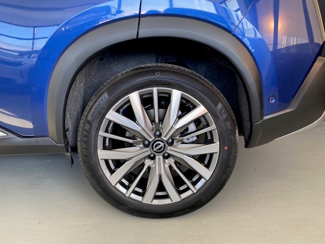 NISSAN X-Trail 1.5 VC-T Tekna+ e-4orce 7P-image-6