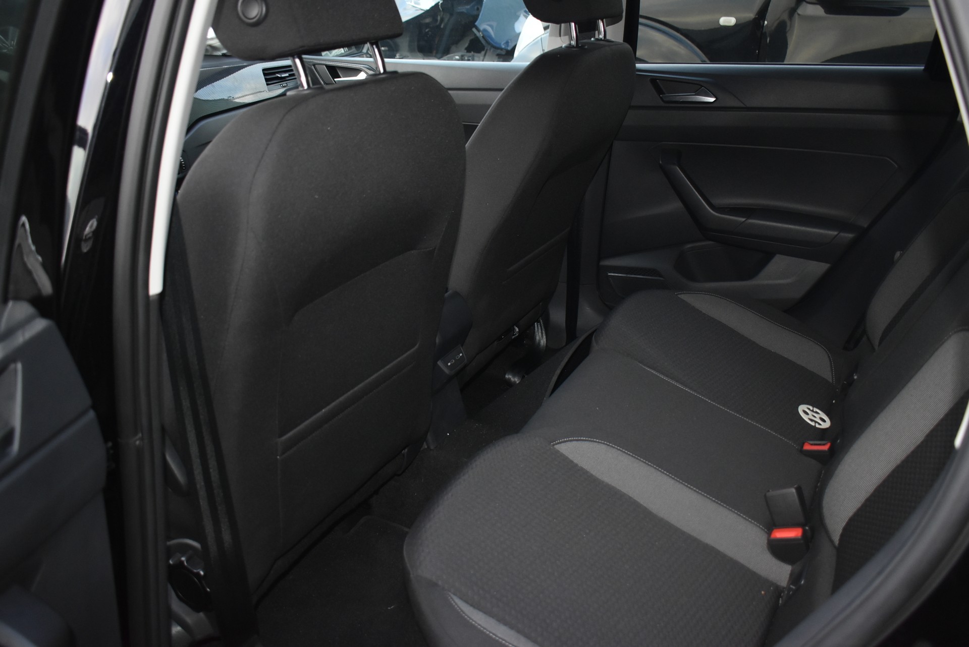 VW Polo 1.0 TSI Life DSG-image-2