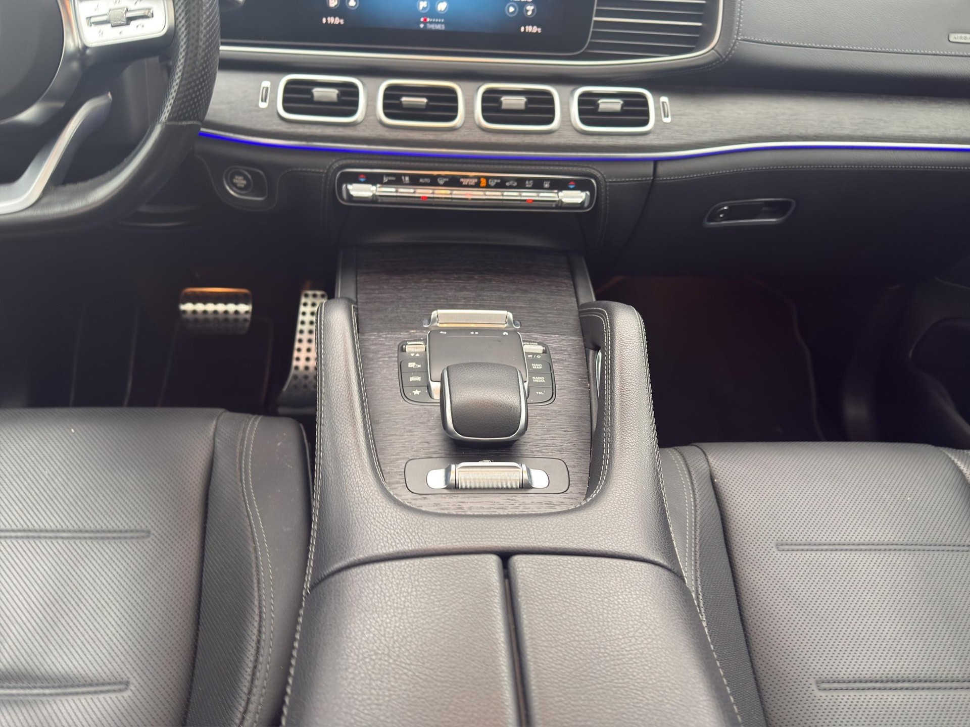 MERCEDES-BENZ GLE 350 e AMG Line 4matic Coupé-image-14