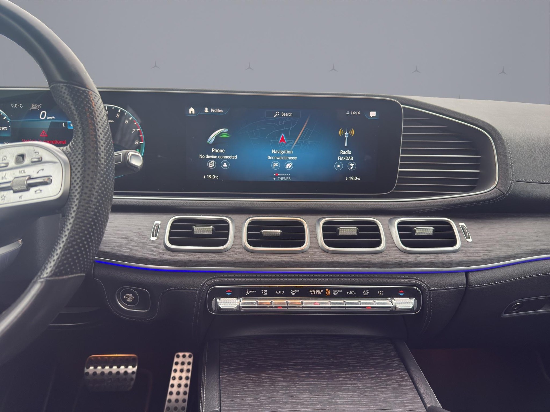 MERCEDES-BENZ GLE 350 e AMG Line 4matic Coupé-image-15