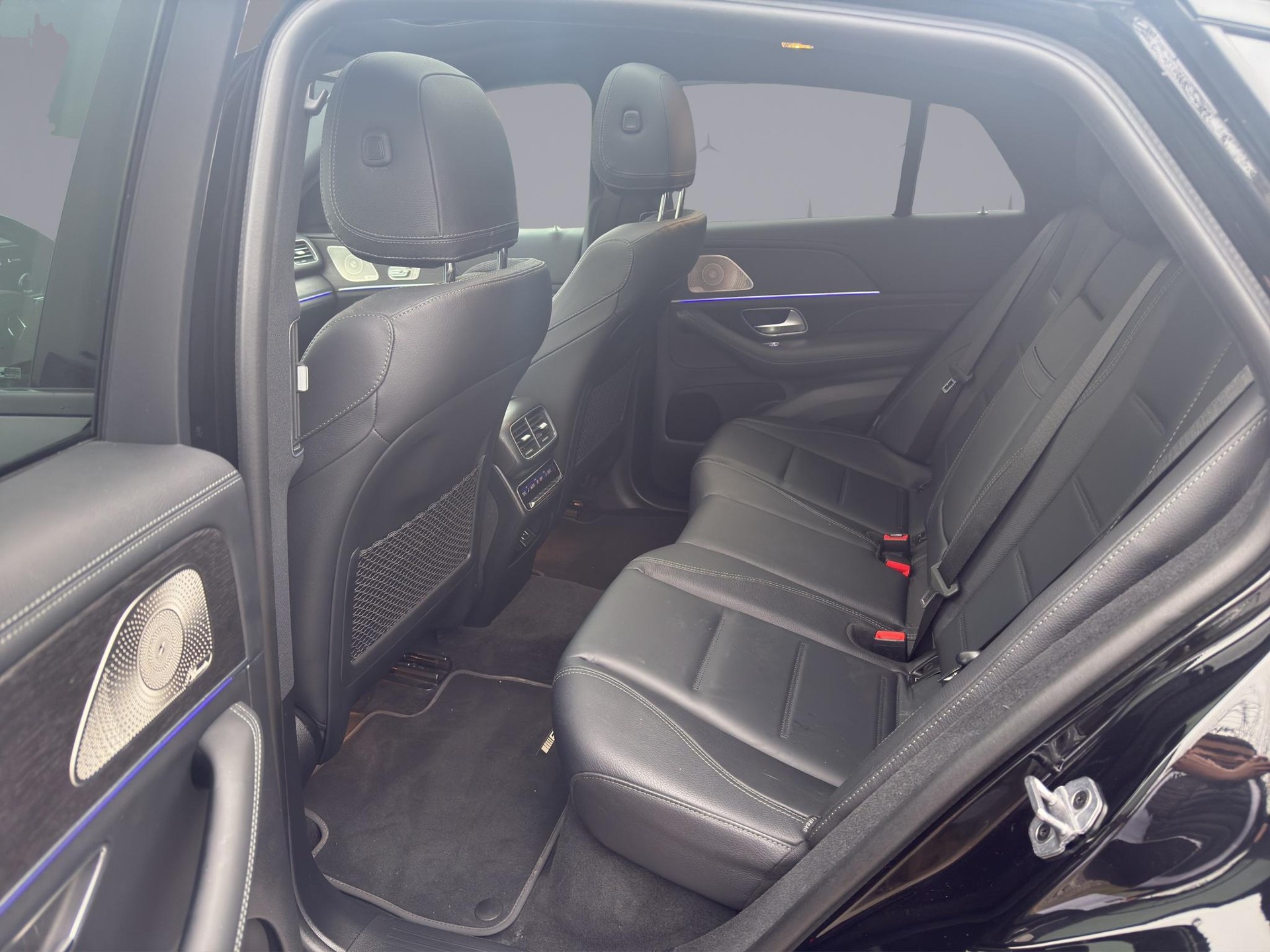 MERCEDES-BENZ GLE 350 e AMG Line 4matic Coupé-image-12