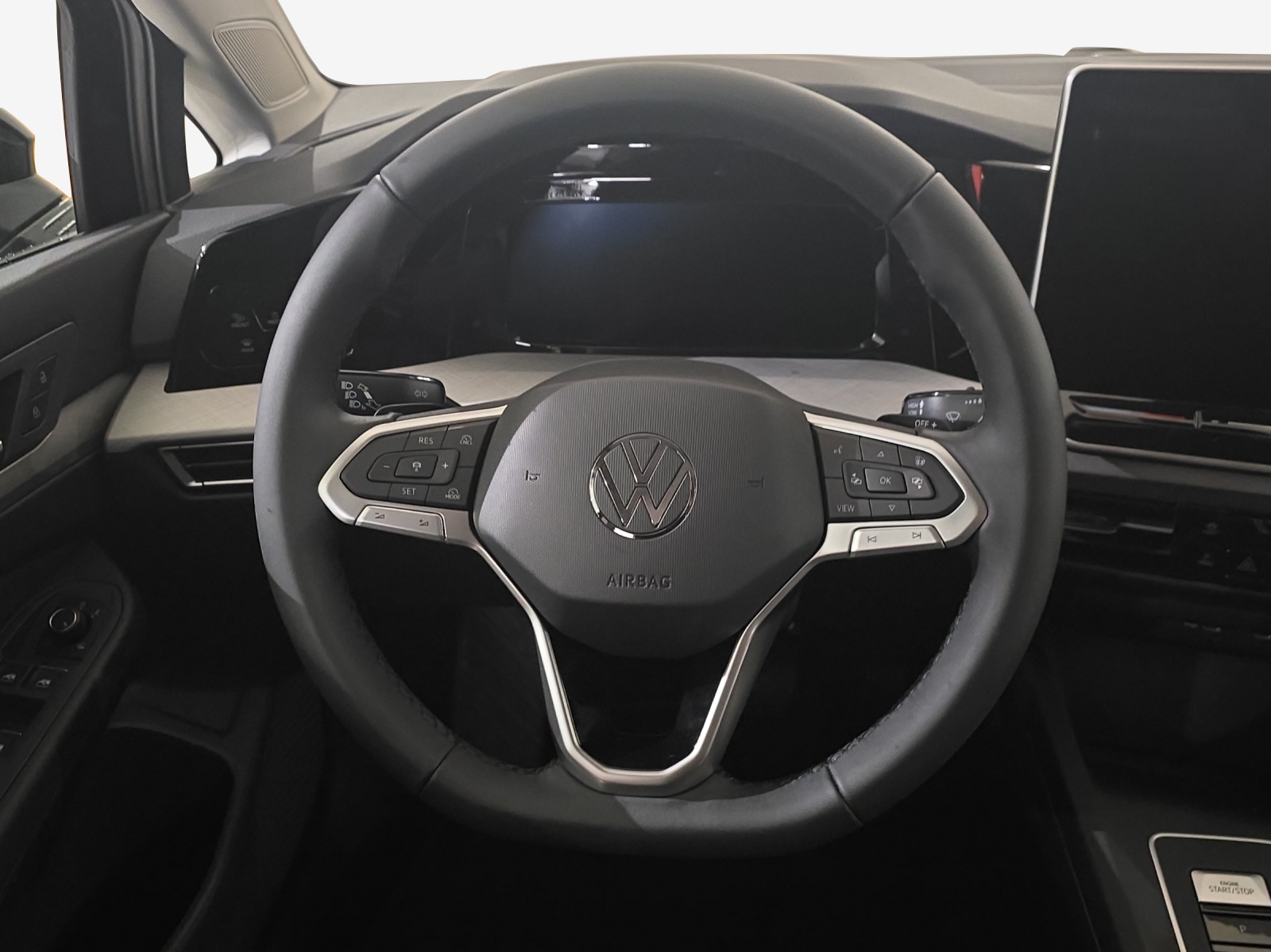 VW Golf 1.5 e TSI mHEV United DSG-image-9