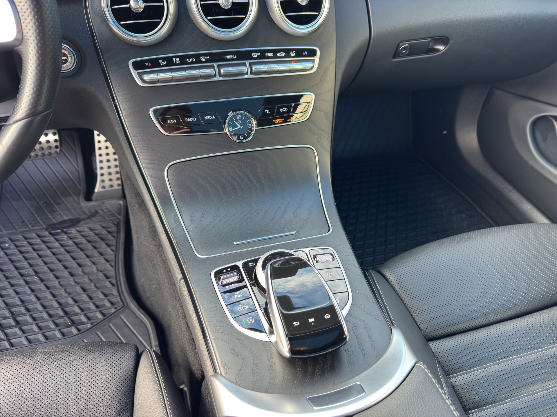 MERCEDES-BENZ C 300 Coupé 4Matic AMG Line 9G-tronic-image-13